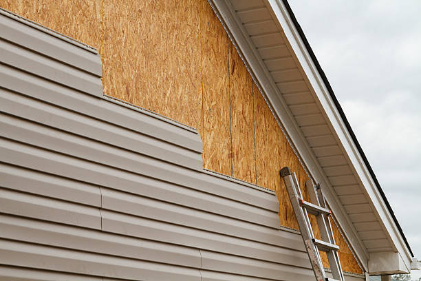 24/7 Emergency Siding Replacement experts in Clarksville, TN